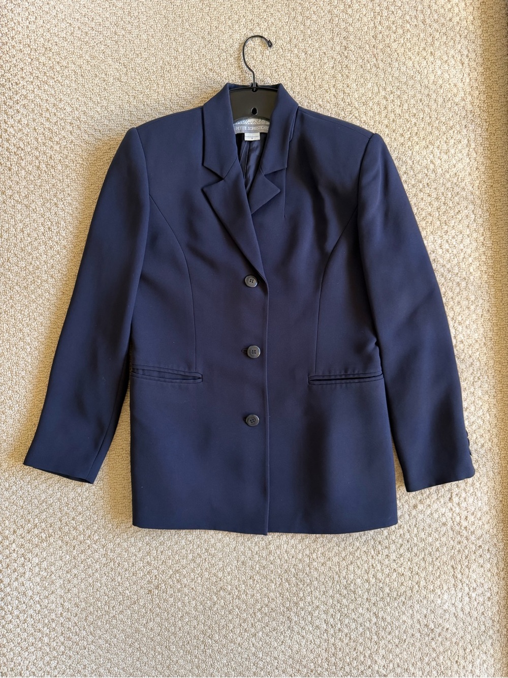 Petite Sophisticate Women’s Navy Blazer (Vintage)